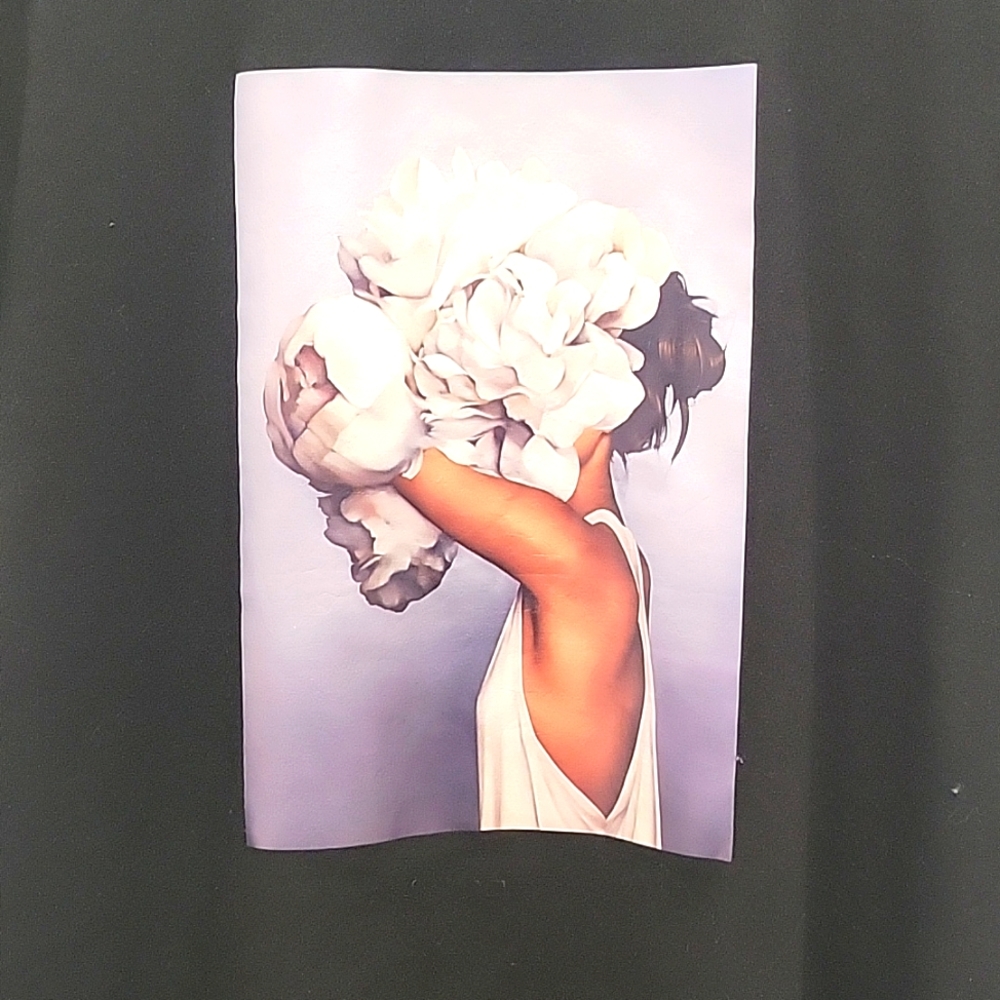 T-shirt - Picture 2 of 3